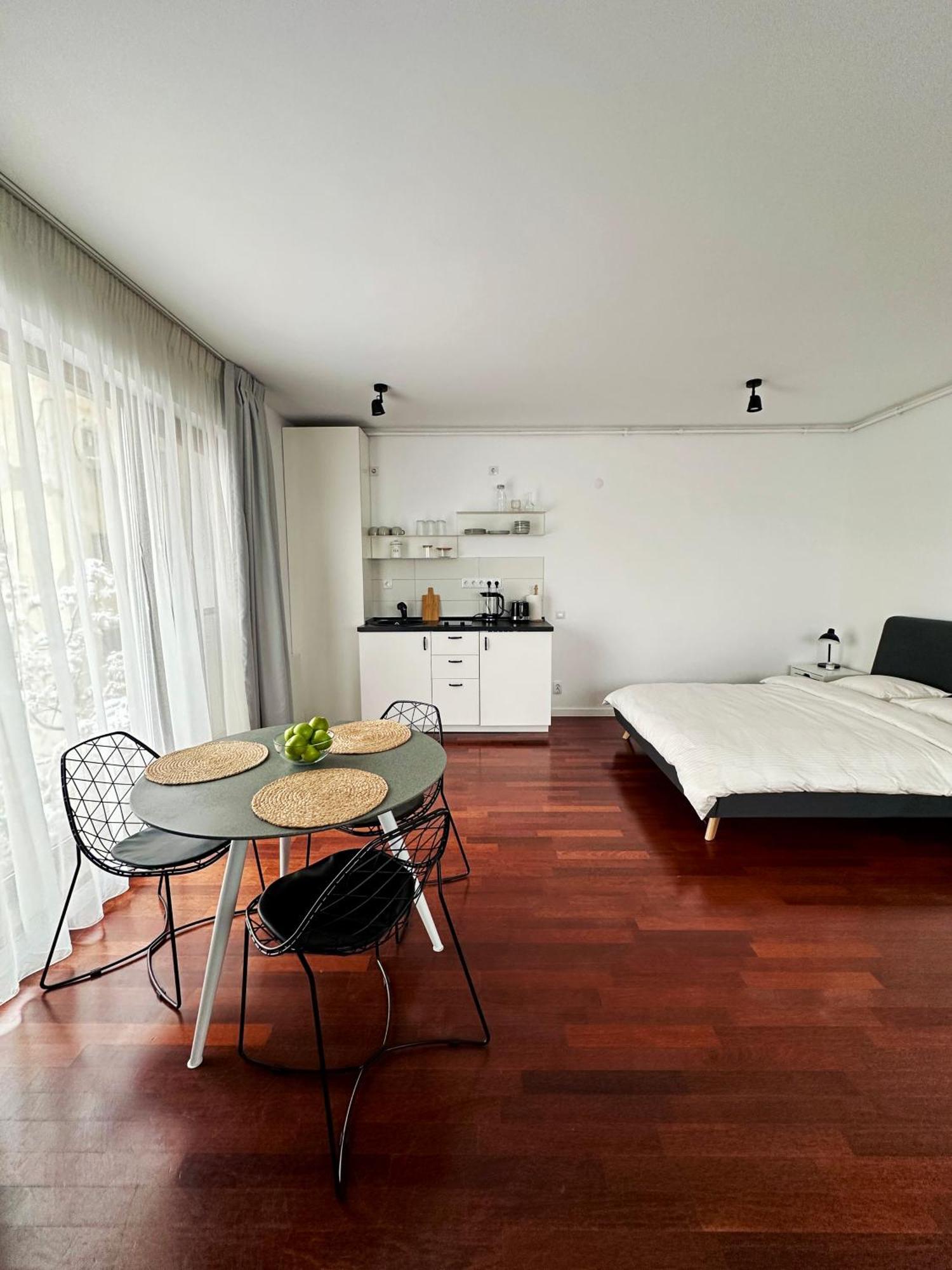 Central Haven Studio Bukarest Kültér fotó